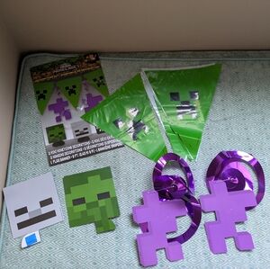 Mojang Minecraft Decoration Kit - 5 Pieces